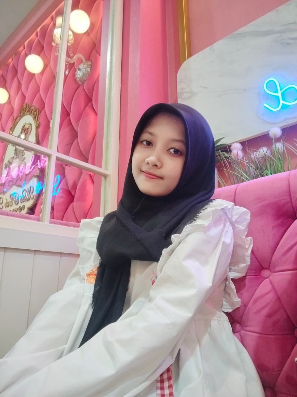 Shafira Zahra — Full-Stack Developer